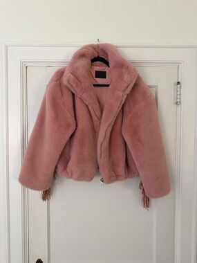 Women's Teddy Faux-Fur Jacket in Blush Pink - Cozy Zip-Front Coat